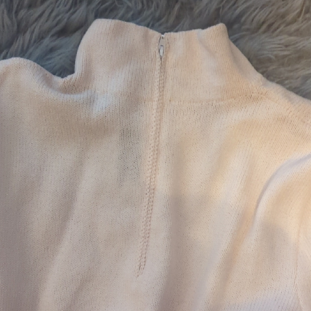 St. John Cream Turtleneck Sweater - Picture 4 of 4